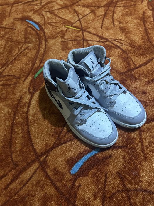 Vand Jordan 1 MID
