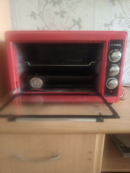 Продаю духовку не дорого