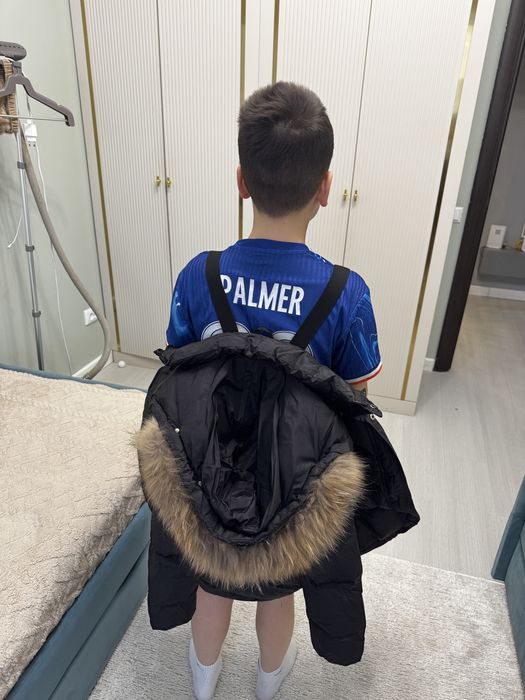 Продам куртку для мальчика