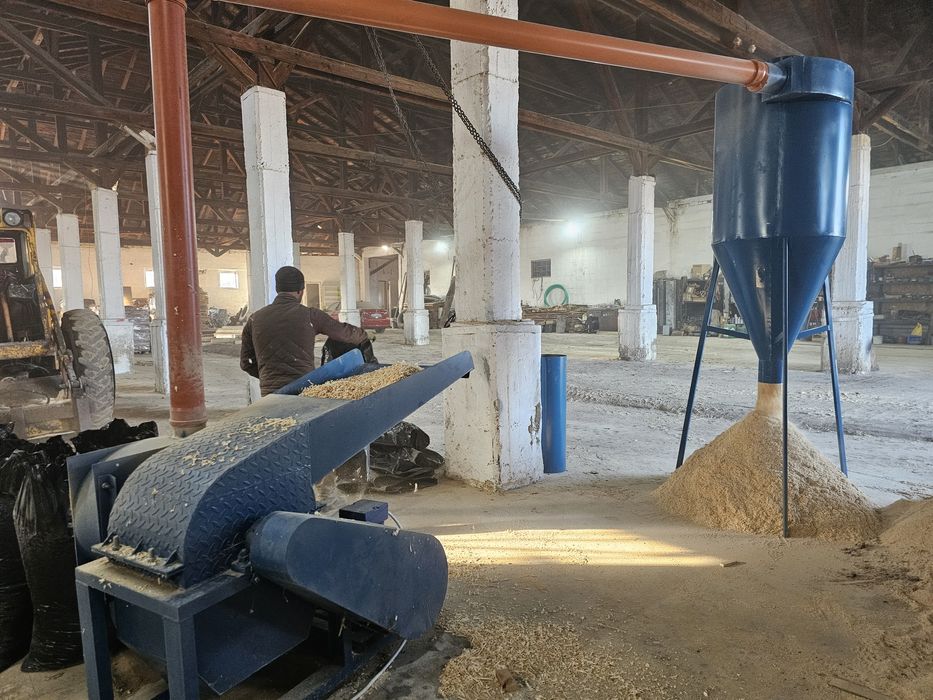 Moara ciocanele / tocator chipsuri , talas , paie , lucerna cereale