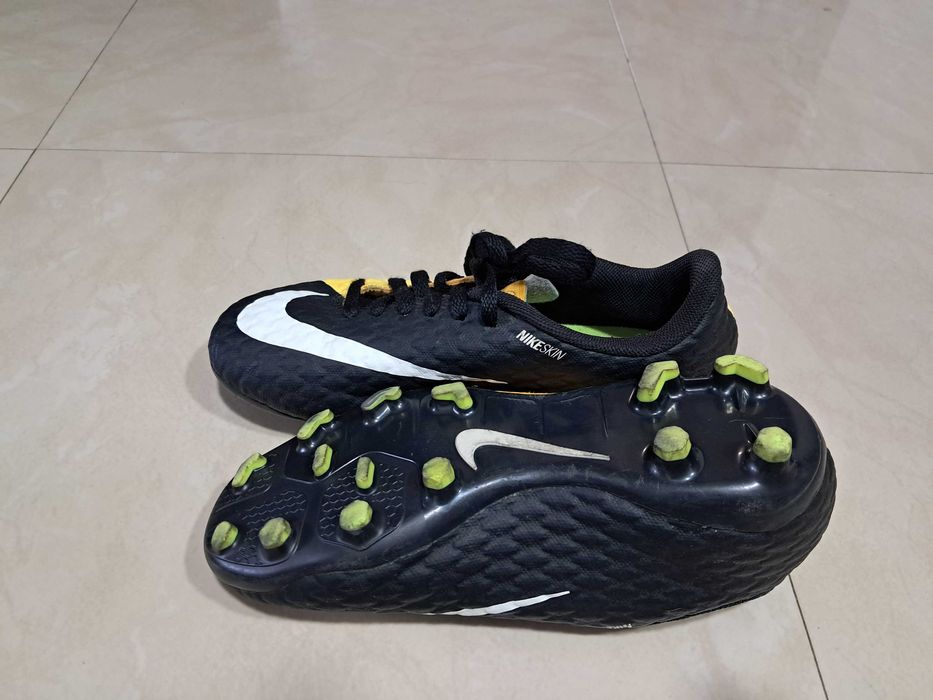 Ghete fotbal cu crampoane 35