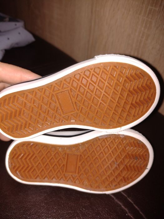 Лот от Риза Н&М и кецки.