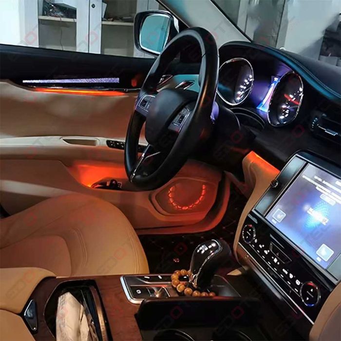 Lumini ambientale LED dedicate MASERATI