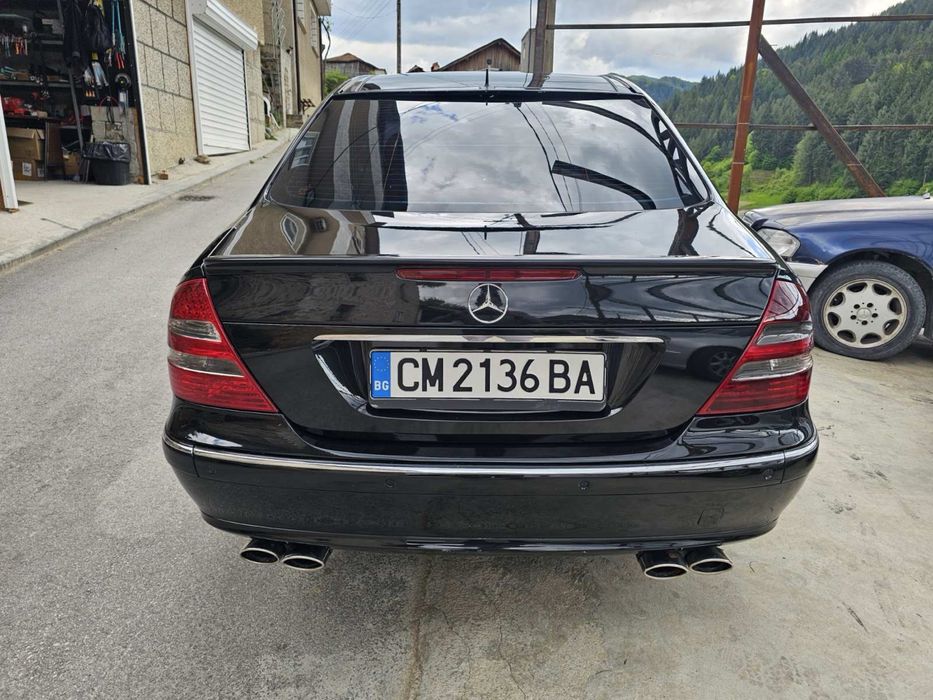 Merceses W211 E class