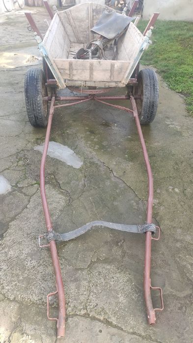 Продавам  каруца