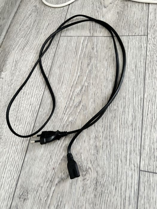 Продам playstation 4 с дискавотом