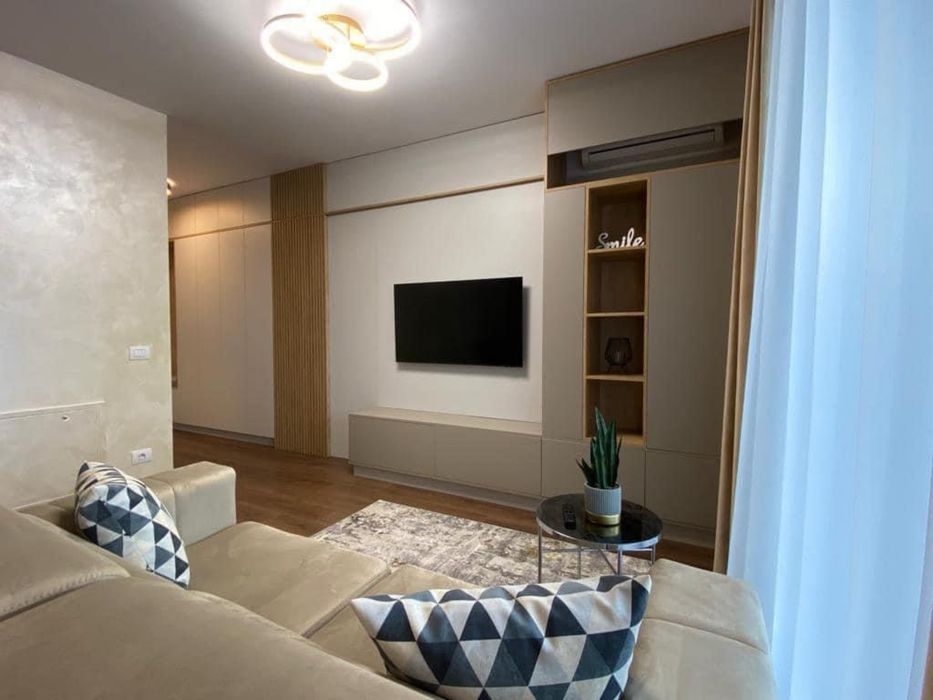 Apartament 3 camere Isho de inchiriat