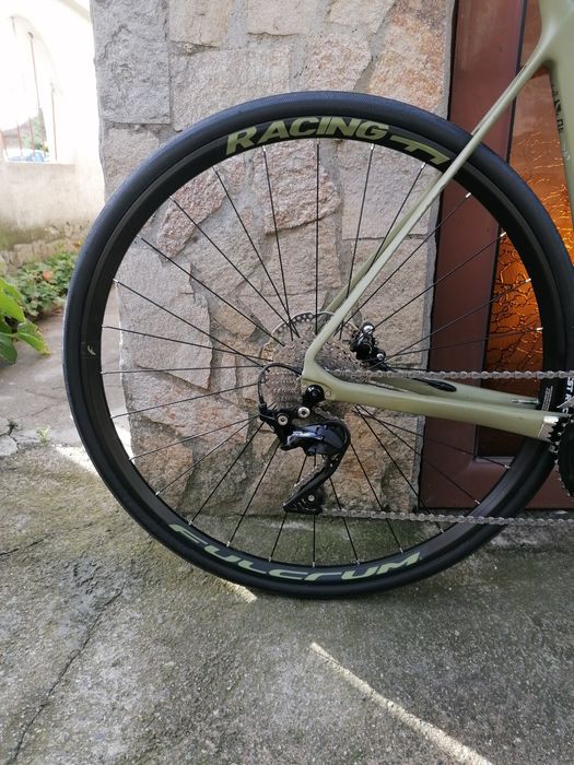 Шосеен RADON Carbon, 2*11 Shimano 105, Хидравлични спирачки