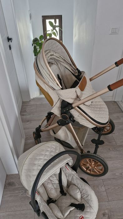 Vând cărucior 3 in 1  aproape nou