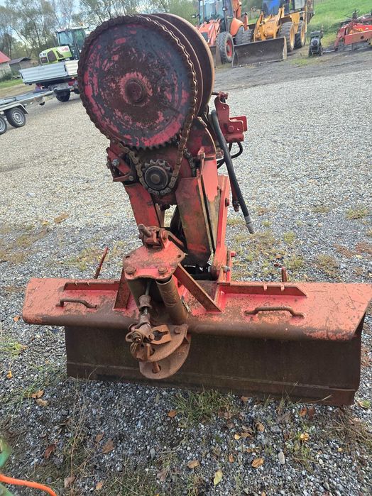 Troliu in tiranti la tractor cu piese originale facut hidraulic 7t