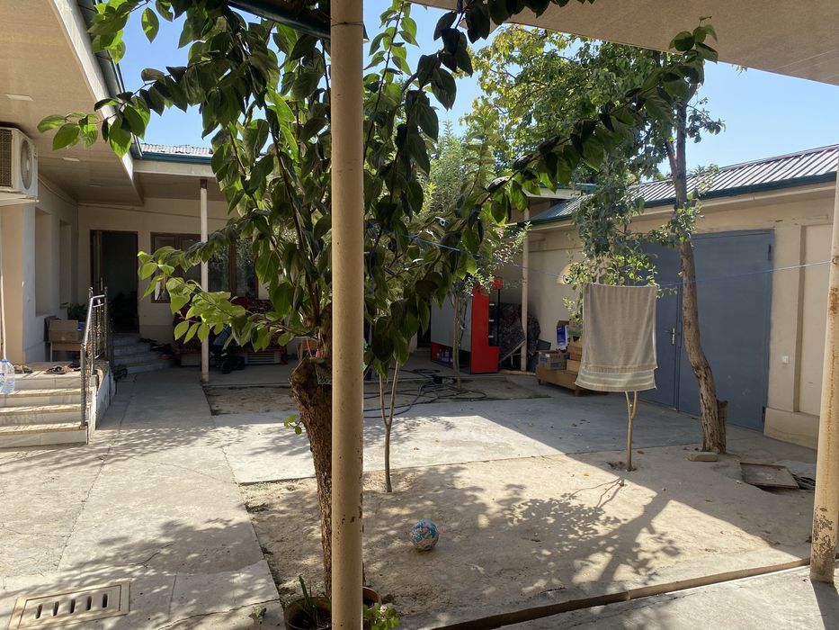 Uy sotiladi Uchtepa Tumanida