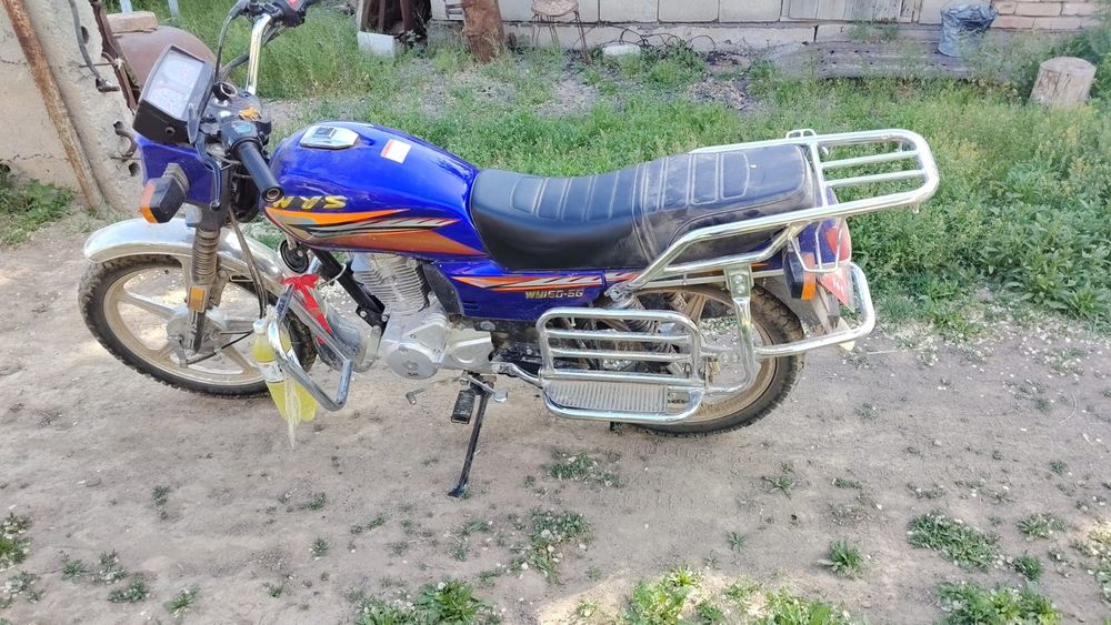 Мотоцикл синий цвет