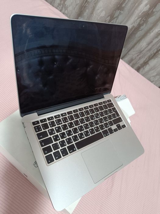 Продам macbook pro 13