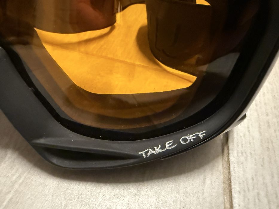 Ски очила UVEX Take Off с две плаки за слънчево и за облачно време