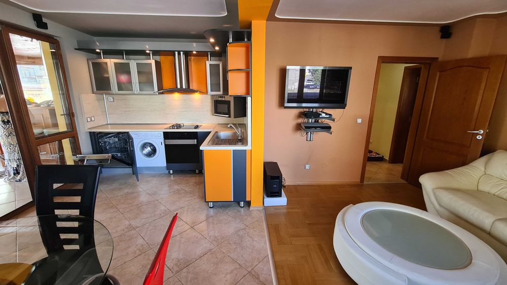 Продава се Тристаен апартамент в Разград, Освобождение - 150 кв.м за 1667 €/кв.м - Снимка #6