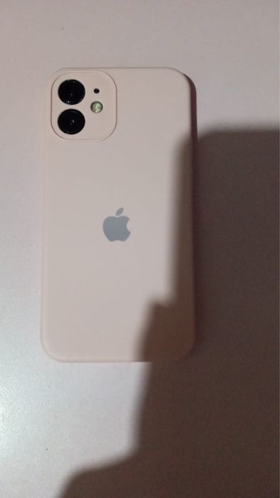 Продам телефон мини Apple 12