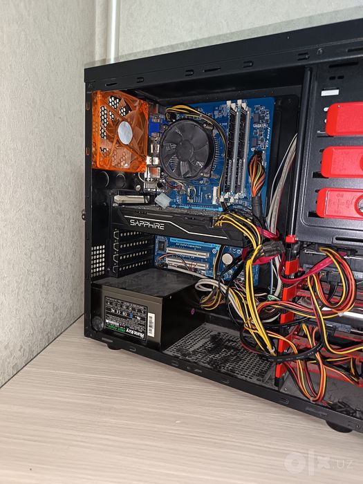 XEON 1245 V2, 16GB DDR3, RX 470 4gb. I7 3770