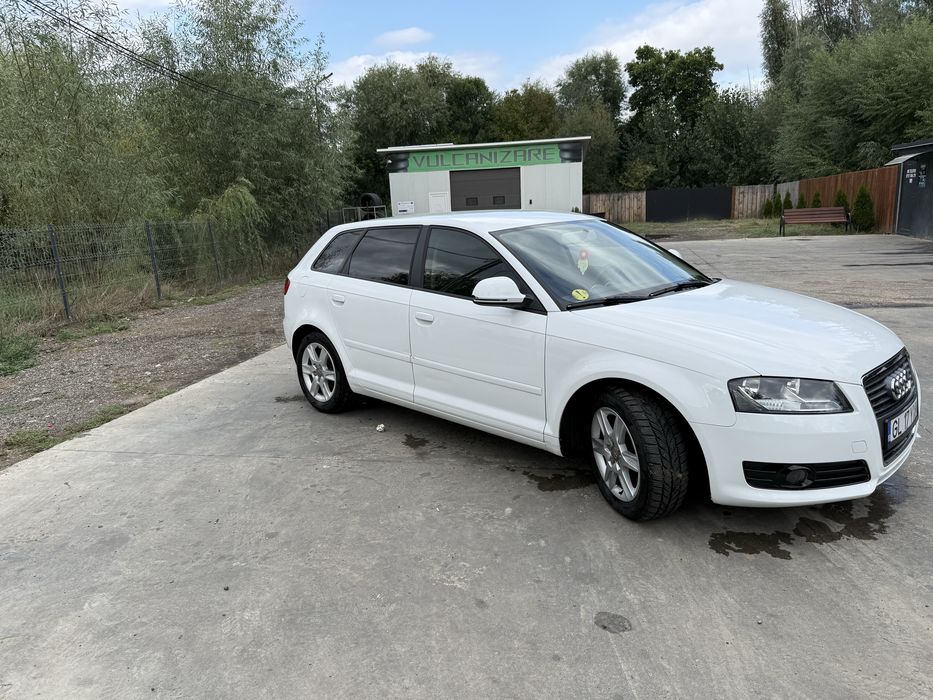 AUDI A3 Sportback 2010 — imagine 3