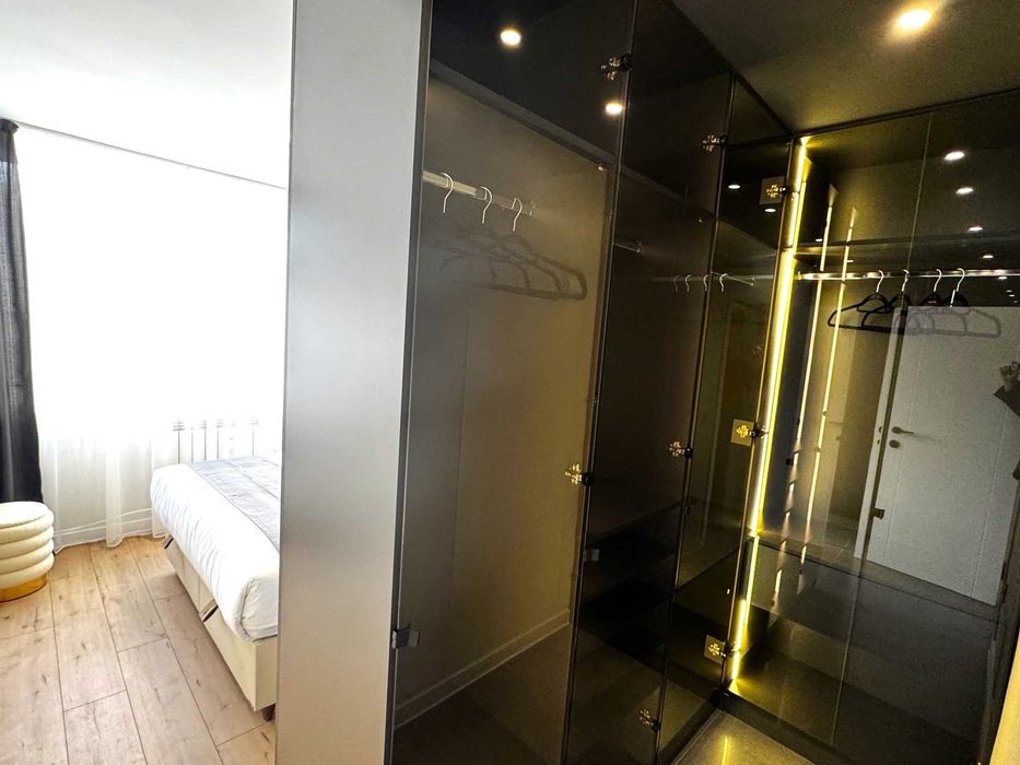 Дава се под наем Тристаен апартамент в София, Гоце Делчев - 75 кв.м за 329900 € - Снимка #11