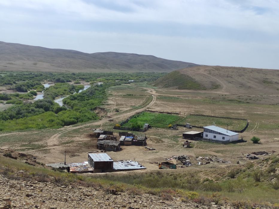Ауыл шаруашылығы сатылады