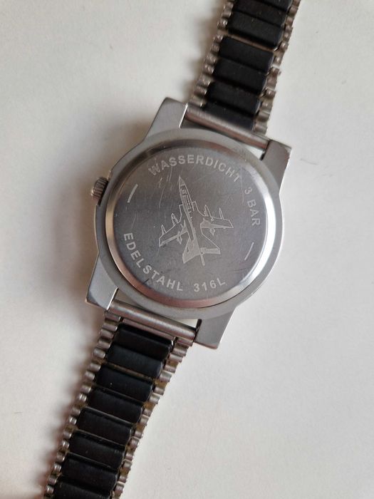 AVIATOR, German design, Quartz, Miyota mov`t, 43 mm case!