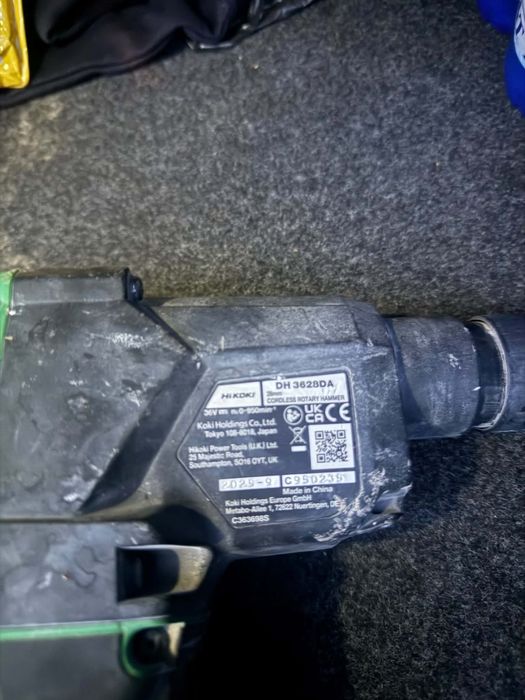 Продавам перфоратор  HiKOKI DH3628DA Multi Volt 36V