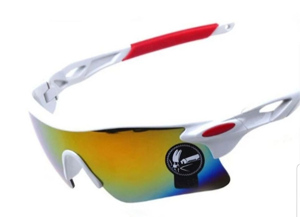 Очки солнцезащитные спортивные