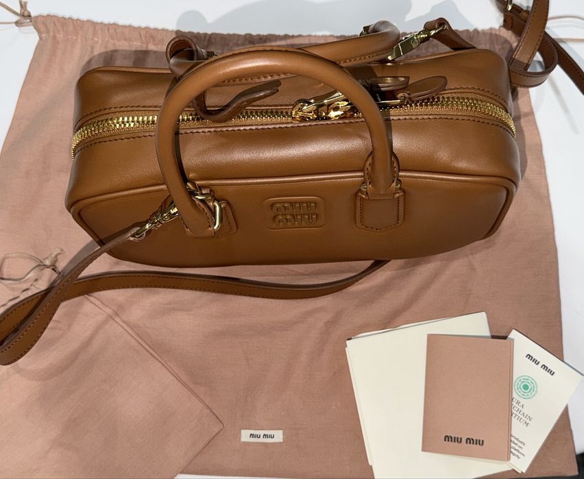 Сумка Miu Miu с сертификатом,чеком,пыльник