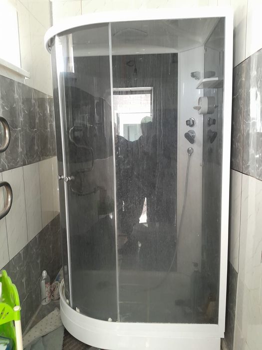 Продаю душевую кабину