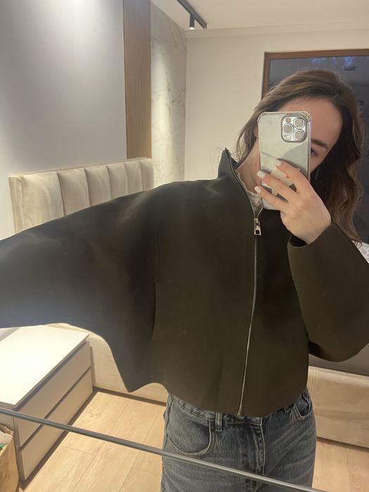 Яке/ жилетка ZARA