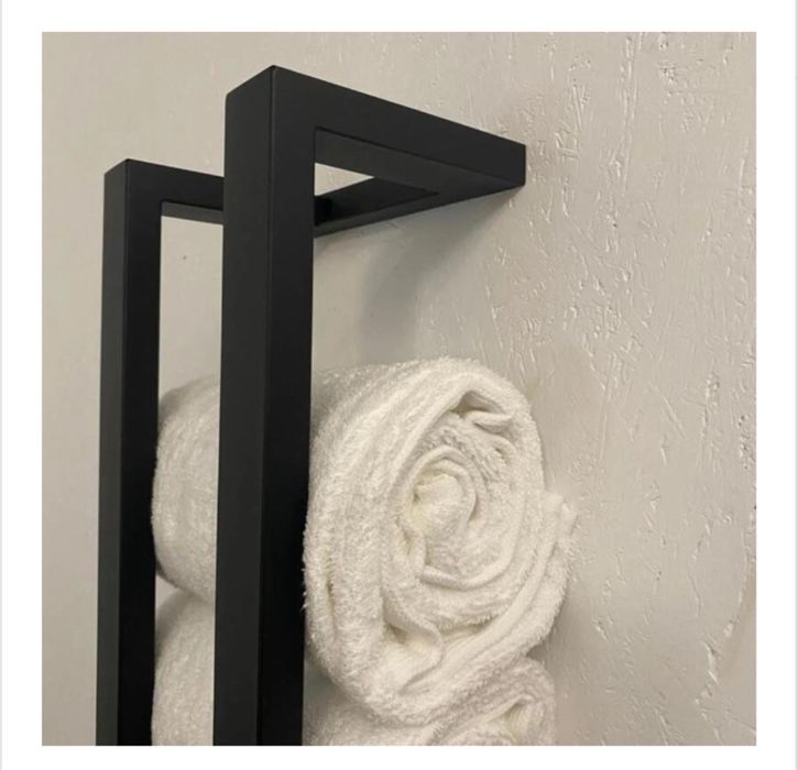 Поставка за кърпи -стомана ,черна ,нова