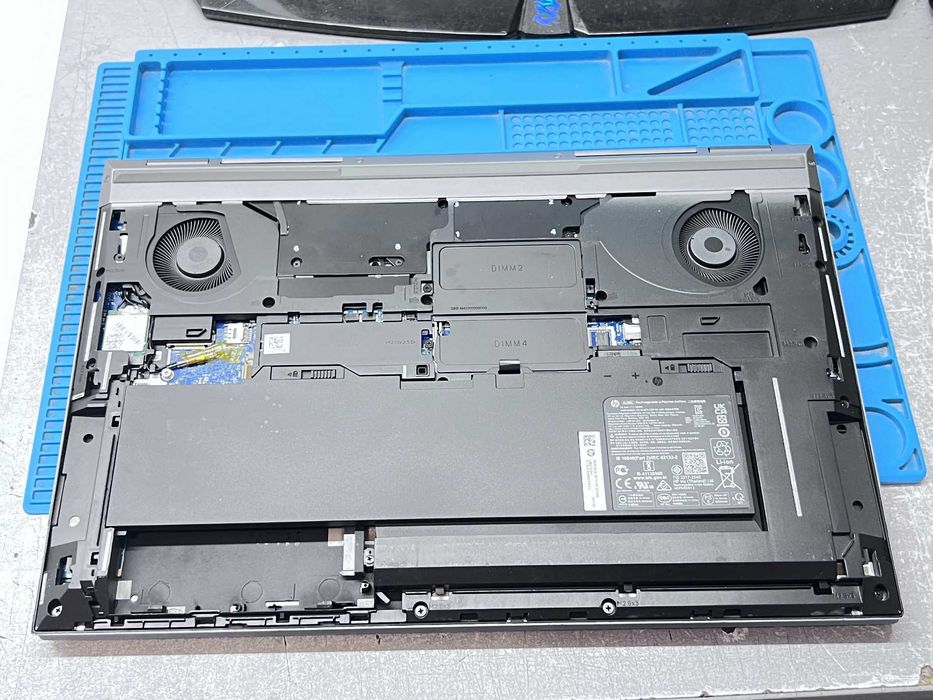 Реновиран лаптоп HP ZBook Fury 17 G7 17.3" i7 32GB 510GB RTX 5000 16GB