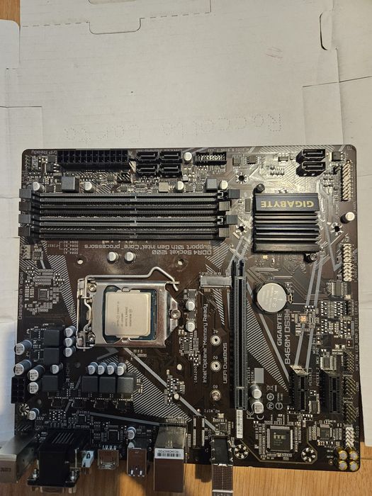 Kit i5 10400f + gigabyte B460M DS3H