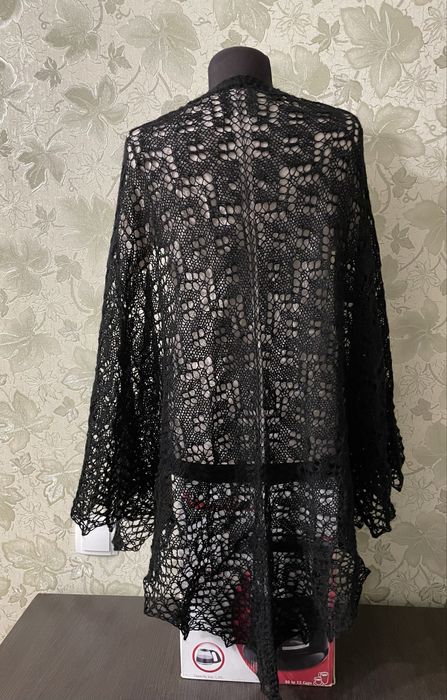 Продам шали ручной работы.