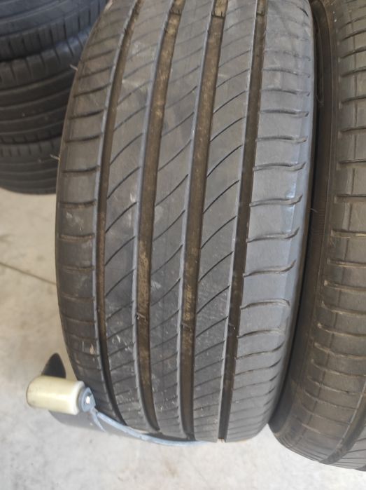 225/45/17 Michelin