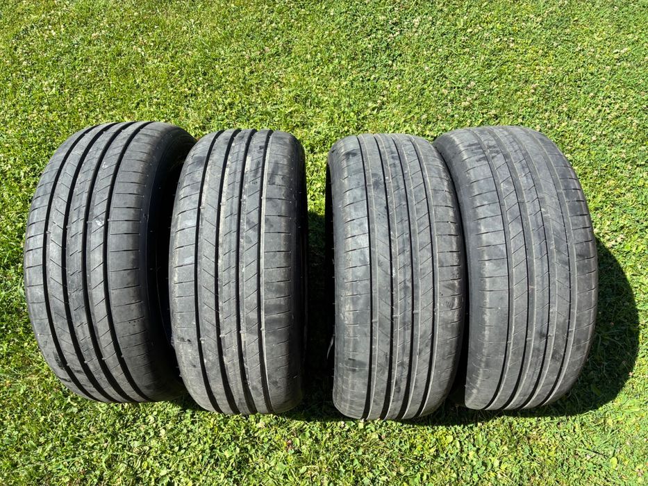 Anvelope vara noi Goodyear 235/45R18 98Y XL DOT4225 Eagle Asymmetric 6