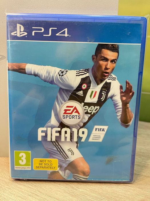 Втора употреба лимитиран бял PS4 / Playstation 4 Slim 500GB комлект + 1 игра подарък! - Magic Games