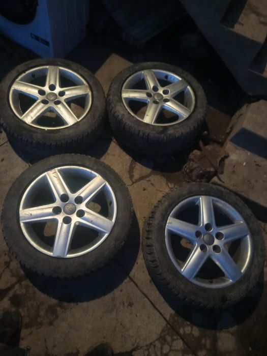 Продавам 17 цола джанти за Ауди 
5.112 Между болтове разстояние 

57.1