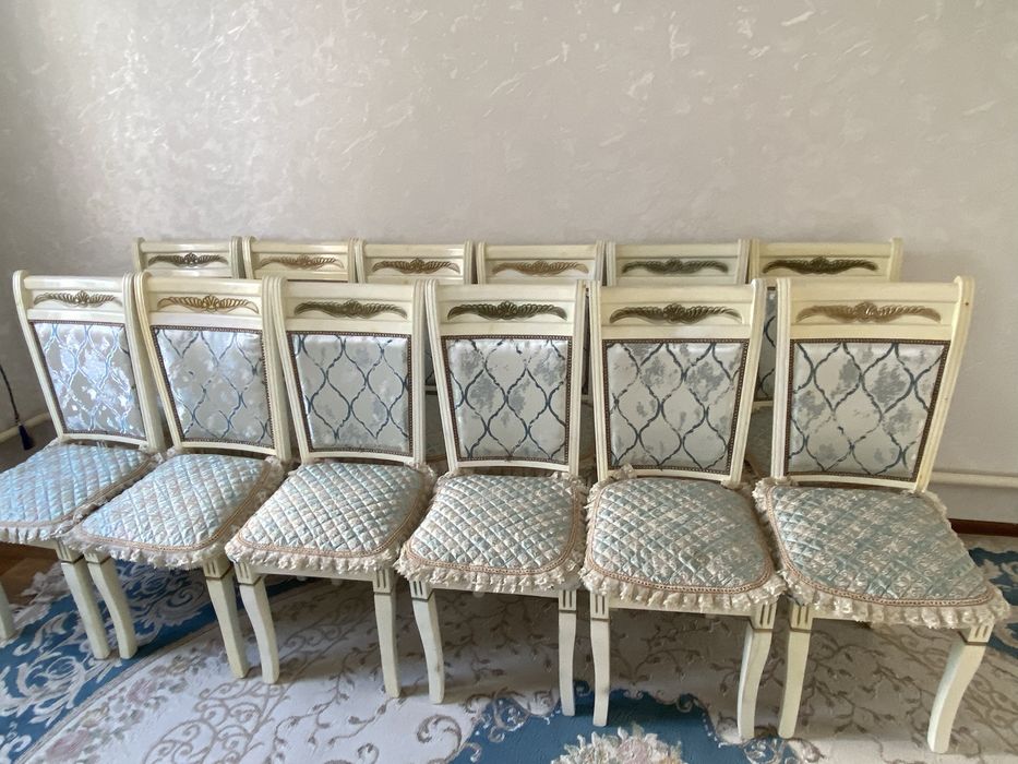 Стулья для гостиной