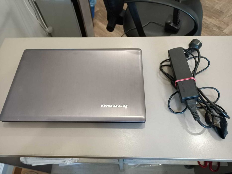 Ноутбук Lenovo IdeaPad Z580