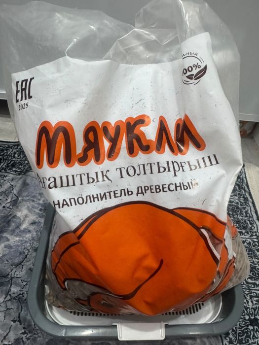 Продам лоток с наполнителем