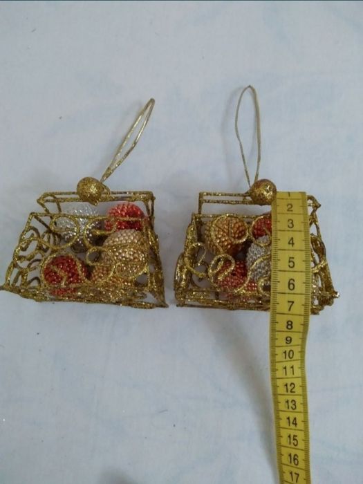 Новогодние игрушки на большую ёлку