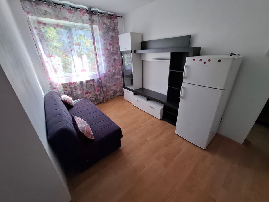 Proprietar vând apartament 3 camere hipodrom