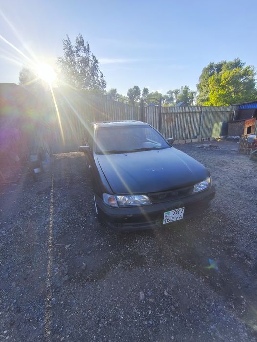 Nissan Almera 1996
