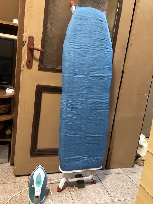 Дъска за гладене с подарък ютия