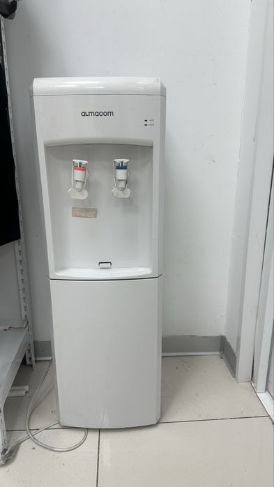 Кулер,диспенсер для воды