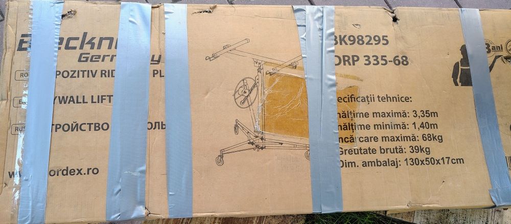Dispozitiv de ridicat placi  rigips