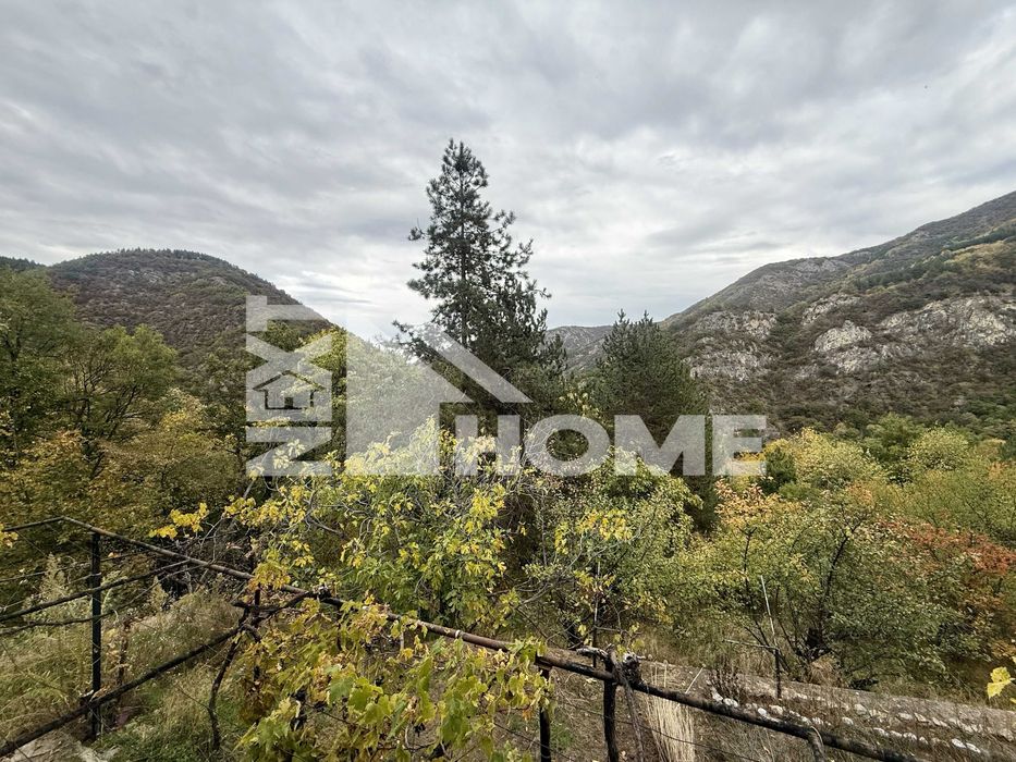 Продава се Къща в Асеновград - 100 кв.м за 550 €/кв.м - Снимка #15