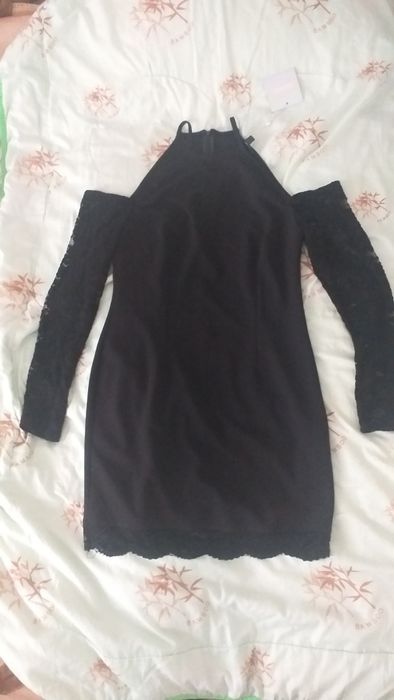 Продам        платье