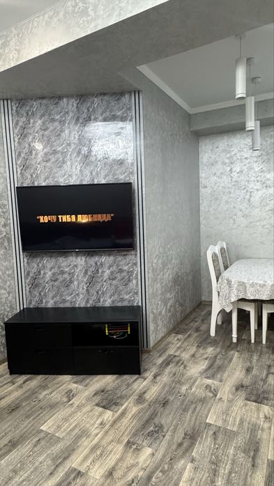 Продается 3 комнатная сталинка